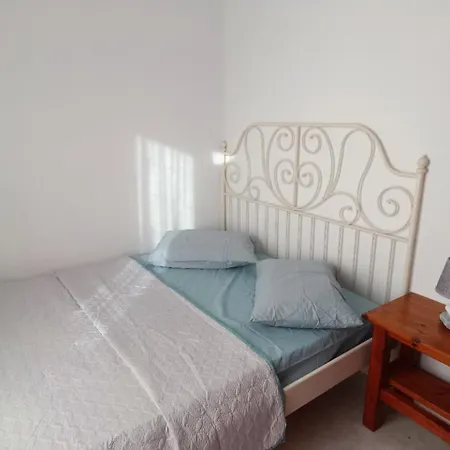 Chris - In Paralimni, Agia Napa Appartement