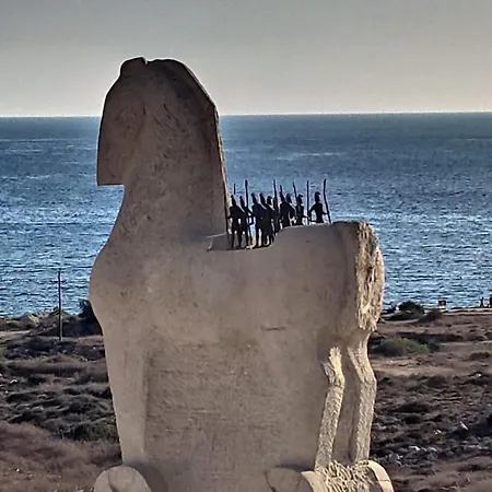 Chris - In Paralimni, Agia Napa Apartamento *