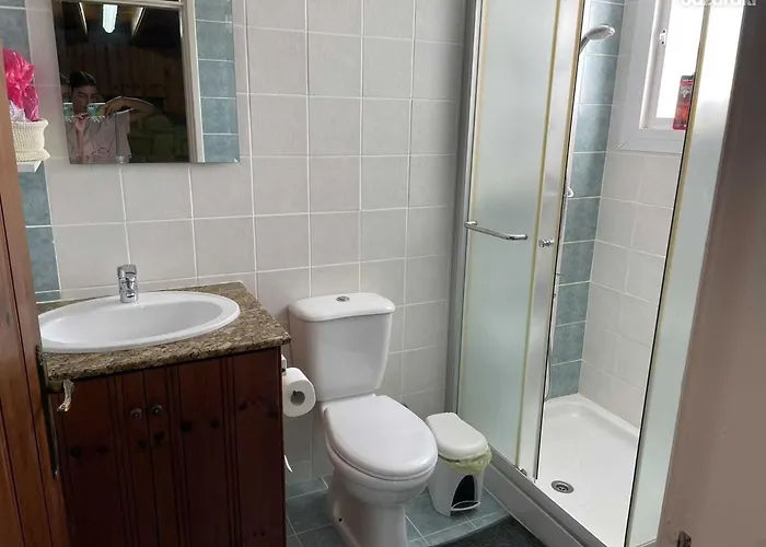 Chris - In Paralimni, Agia Napa 아파트 *