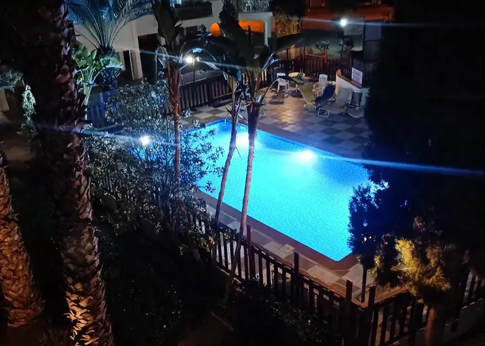 Chris - In Paralimni, Agia Napa 아파트